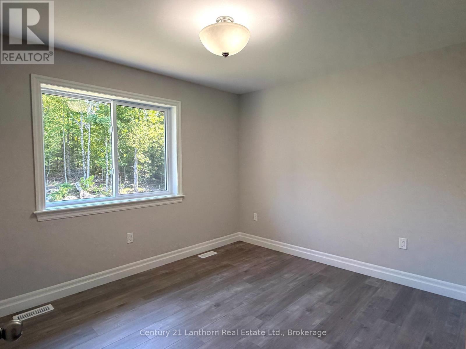 811 Black Road, Prince Edward County, Ontario  K0K 1W0 - Photo 12 - X13217358