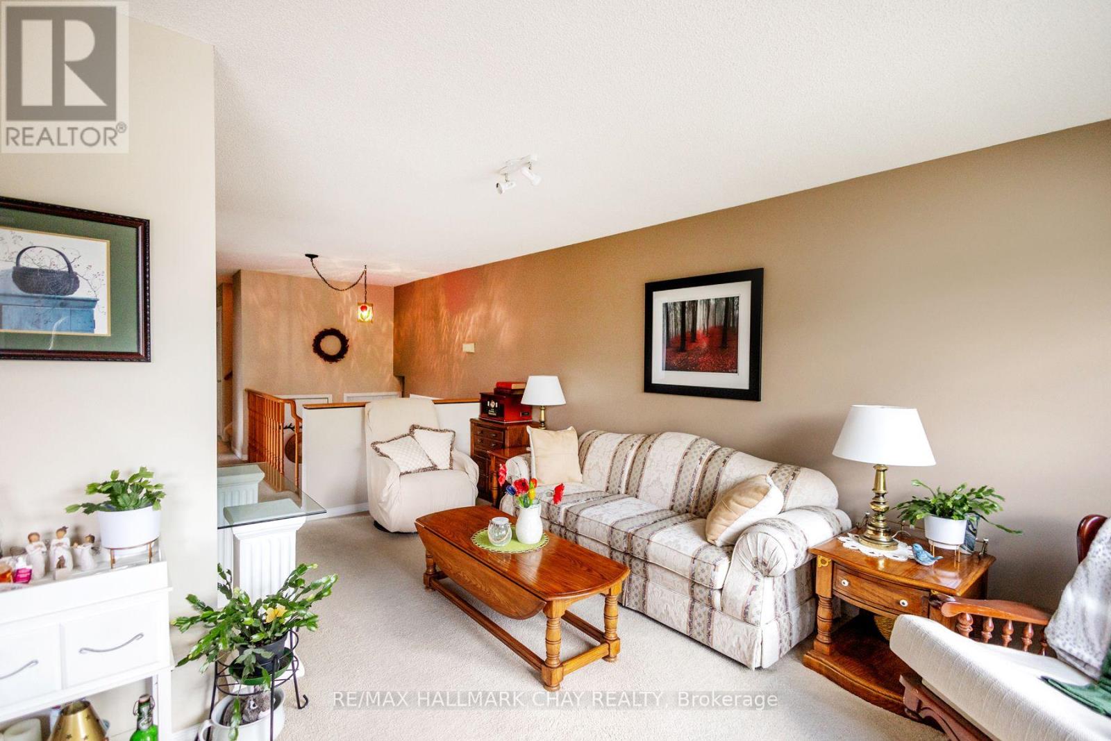 28 Pae Drive, Barrie, Ontario  L4N 7N7 - Photo 17 - S13725880