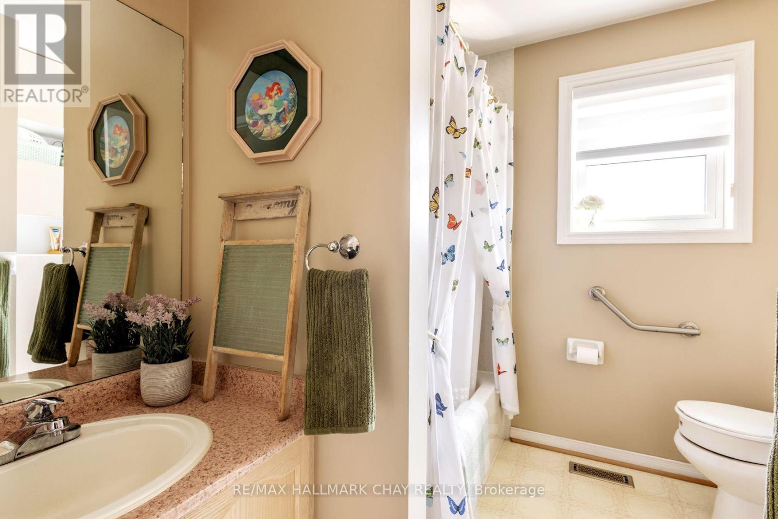 28 Pae Drive, Barrie, Ontario  L4N 7N7 - Photo 25 - S13725880