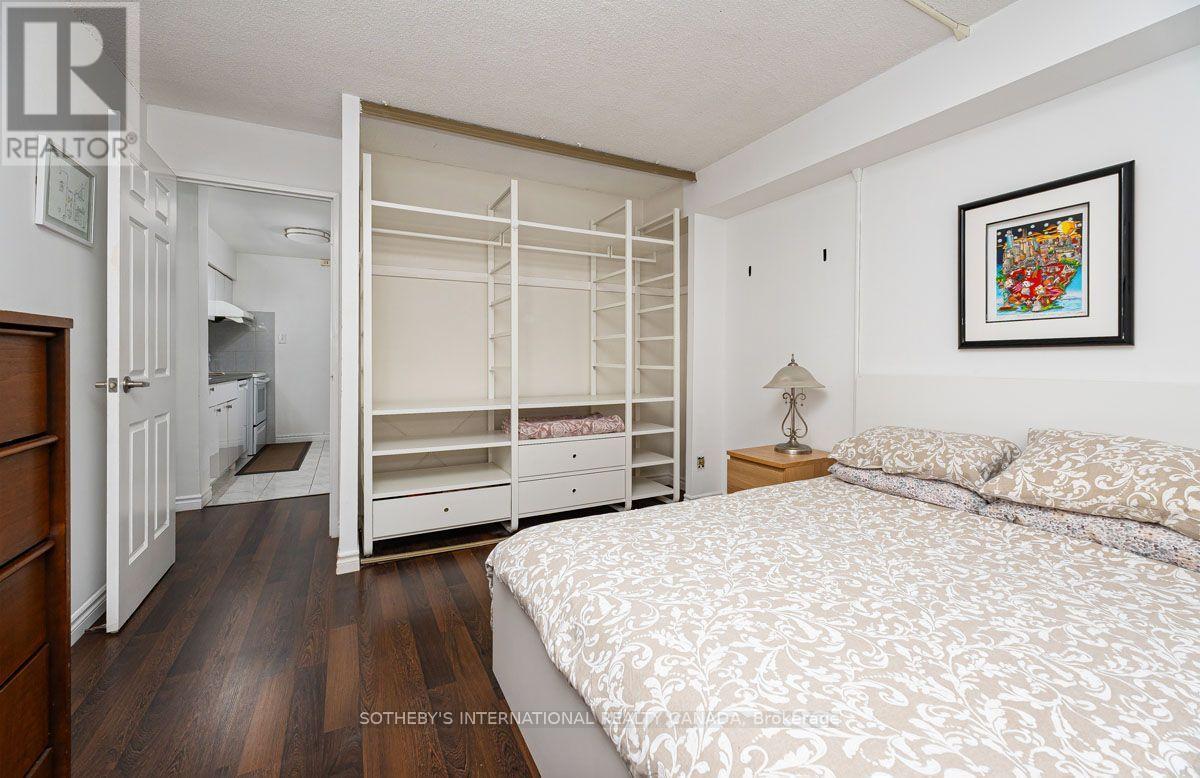 520 - 89 Mccaul Street, Toronto, Ontario  M5T 2X3 - Photo 13 - C13719558