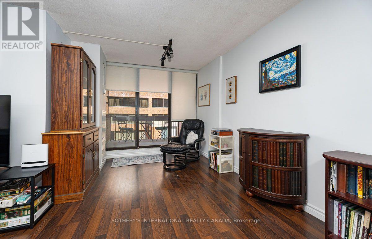 520 - 89 Mccaul Street, Toronto, Ontario  M5T 2X3 - Photo 11 - C13719558
