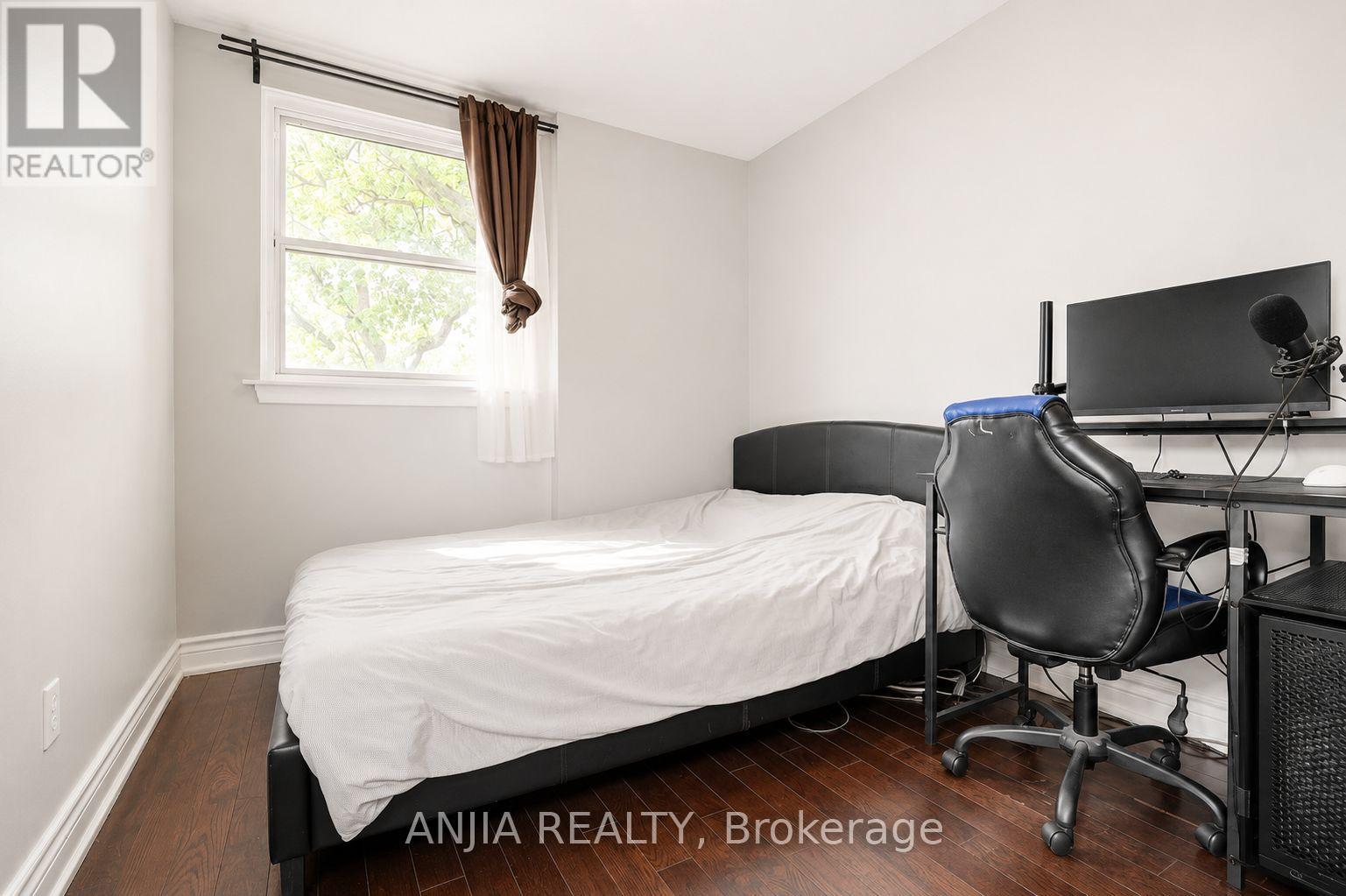 115 Portsdown Road, Toronto, Ontario  M1P 1V4 - Photo 9 - E13721556