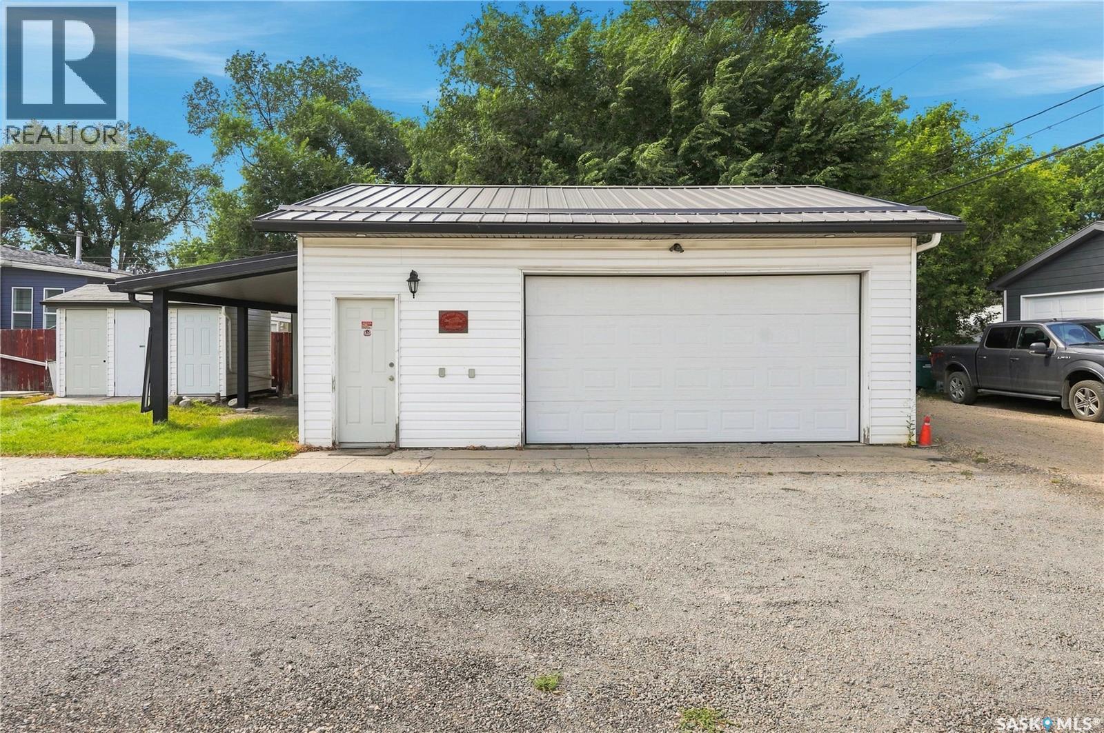 1016 Hastings Street, Moose Jaw, Saskatchewan  S6H 5R8 - Photo 33 - SK046776