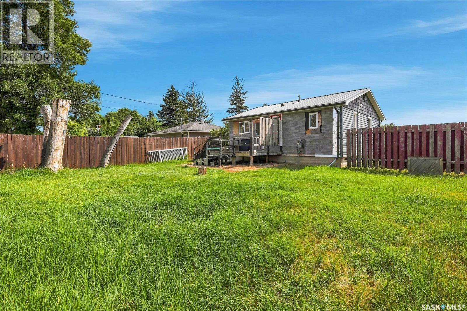 1014 Hastings Street, Moose Jaw, Saskatchewan  S6H 5R8 - Photo 24 - SK046773