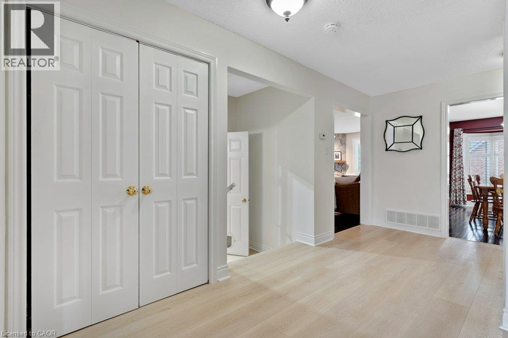 39 Falcon Court, Cambridge, Ontario  N1T 1P2 - Photo 8 - 40857548