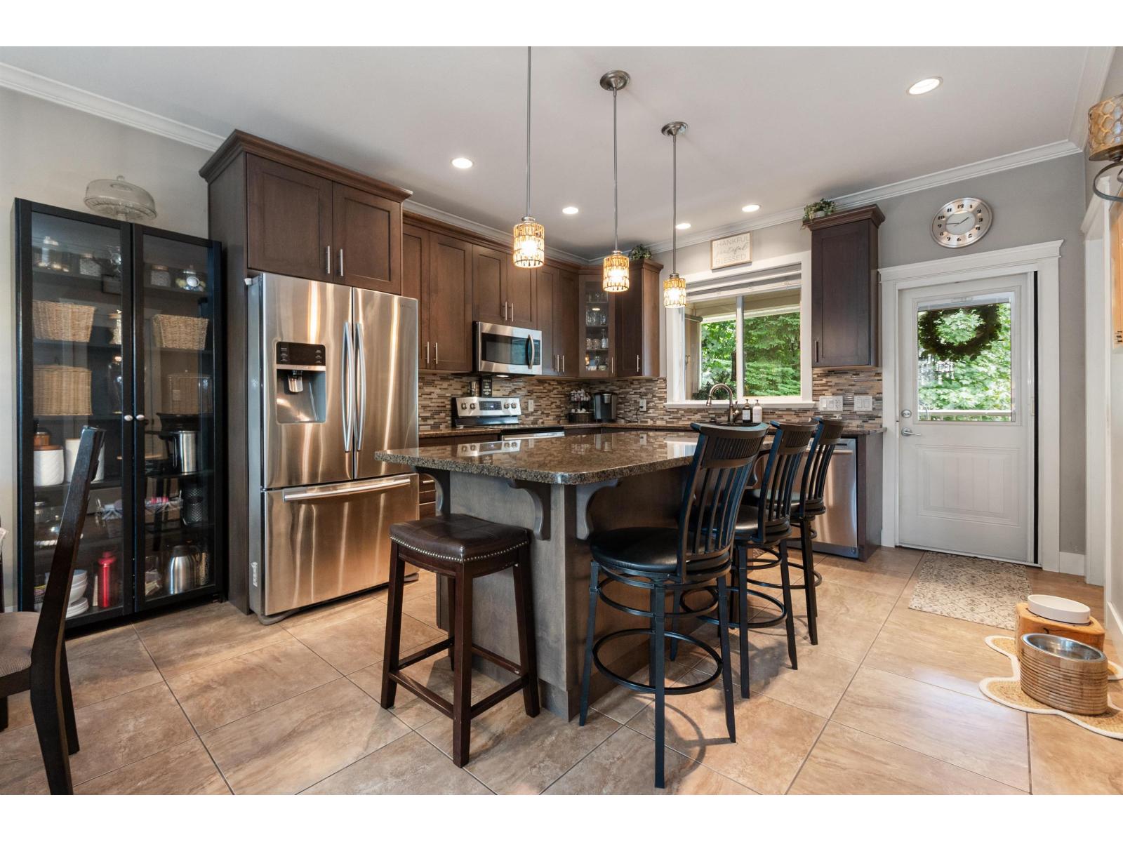 21296 Lakeview Crescent, Kawkawa Lake, Hope, British Columbia  V0X 1L1 - Photo 10 - R3159267