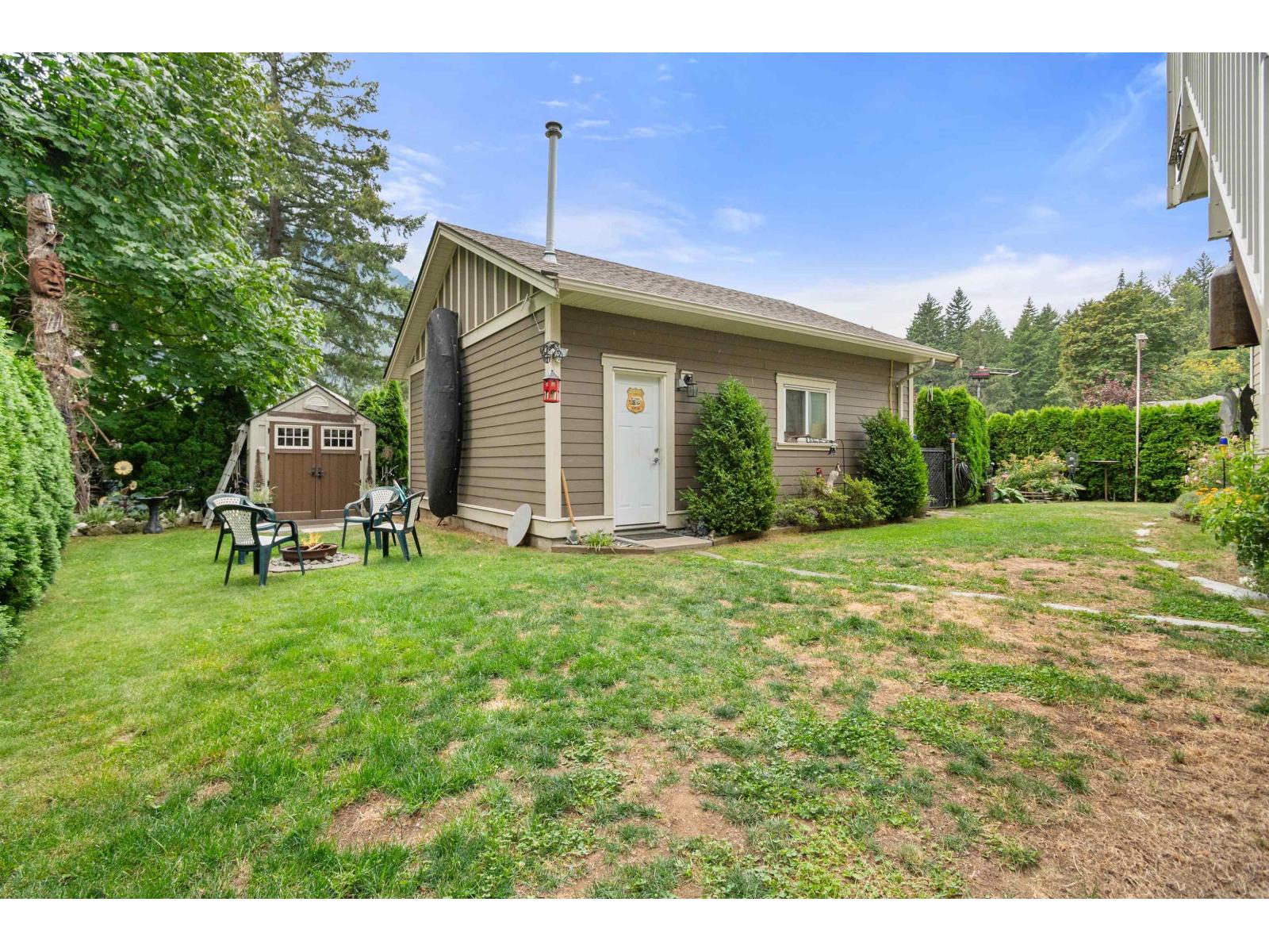 21296 Lakeview Crescent, Kawkawa Lake, Hope, British Columbia  V0X 1L1 - Photo 27 - R3159267