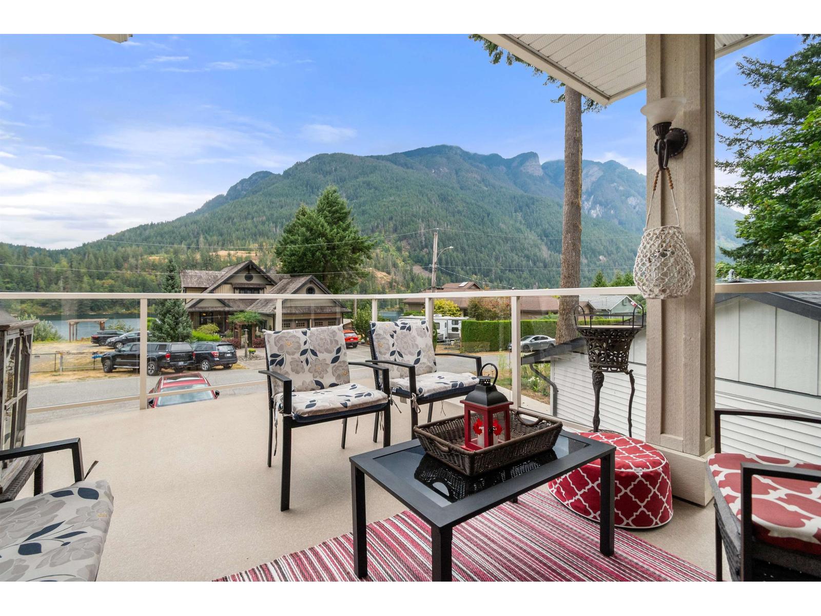 21296 Lakeview Crescent, Kawkawa Lake, Hope, British Columbia  V0X 1L1 - Photo 5 - R3159267
