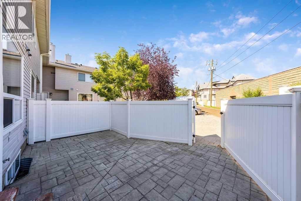 2508 72 Avenue SE, Calgary, Alberta  T2C 4X1 - Photo 4 - A2340705