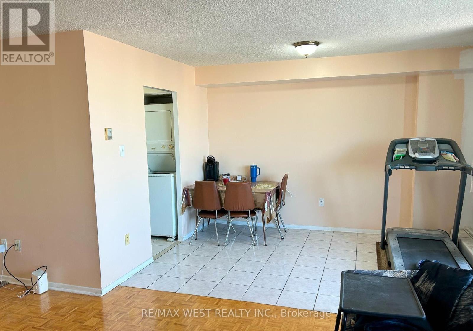 1510 - 5 San Romano Way, Toronto, Ontario  M3N 2Y4 - Photo 4 - W13725902