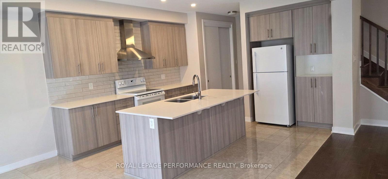 1013 Cottontail Walk, Ottawa, Ontario  K4A 3W5 - Photo 2 - X13591330