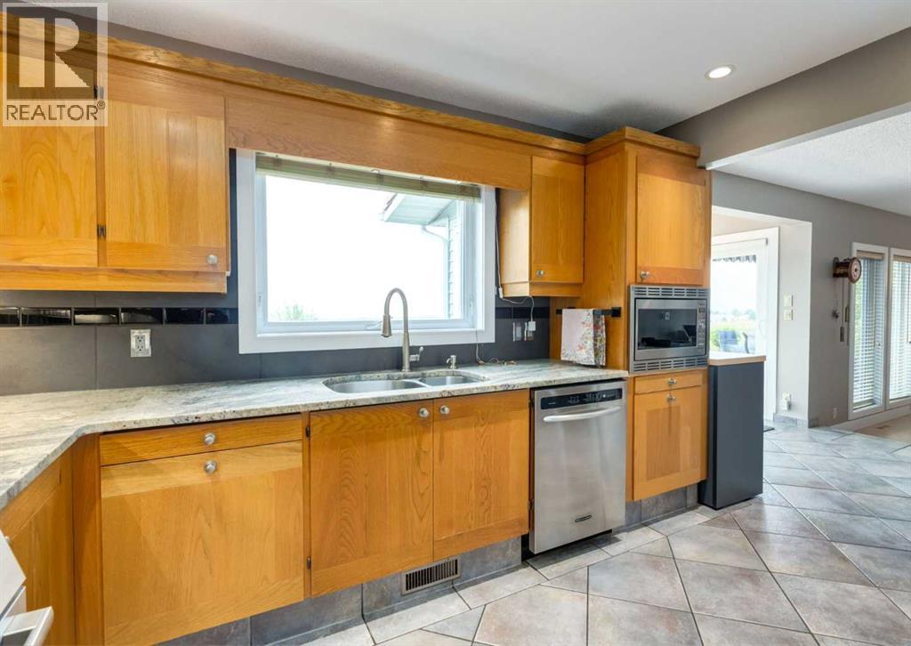 111 Hawksbrow Drive NW, Calgary, Alberta  T3G 3B5 - Photo 16 - A2333067