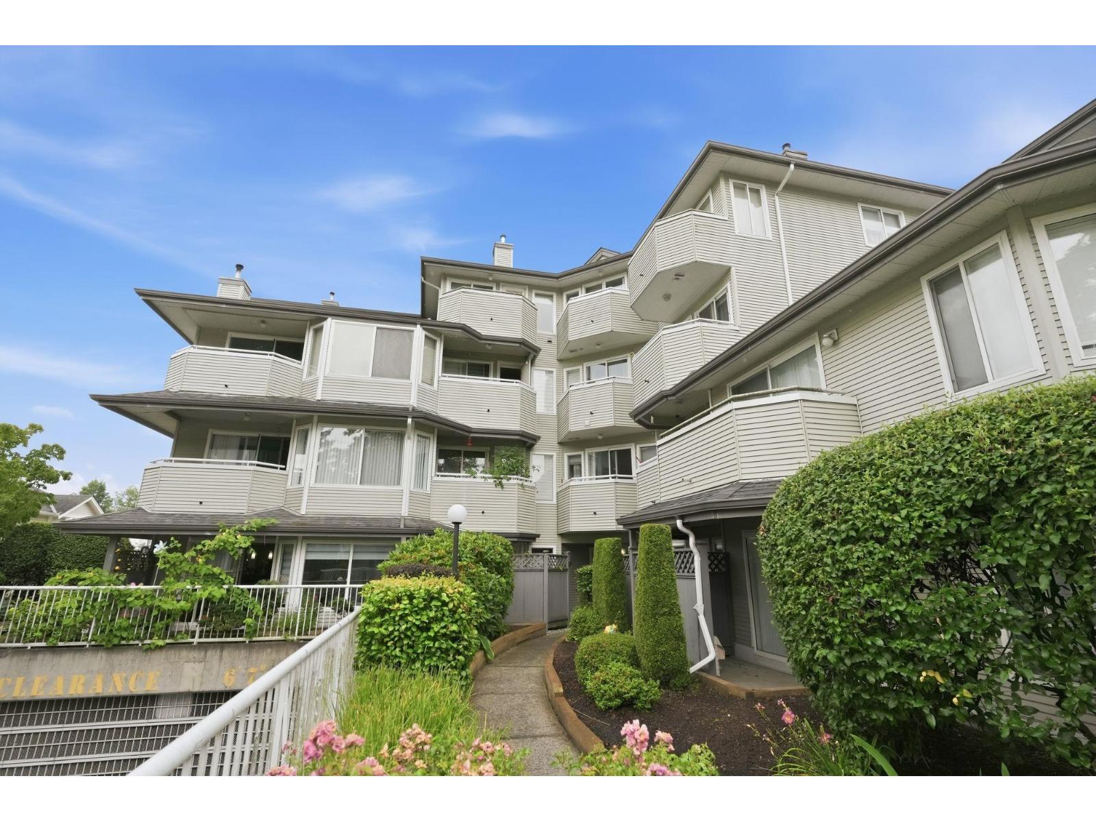 304 12130 80 Avenue, Surrey, British Columbia  V3W 0V2 - Photo 3 - R3147713