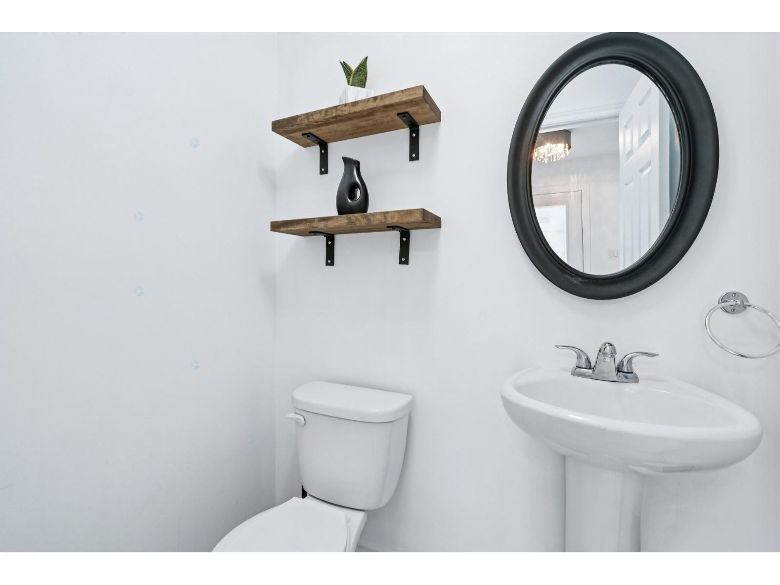 20 Av. des Pins Salaberry-de-Valleyfield Quebec Canada J6T0E9 5