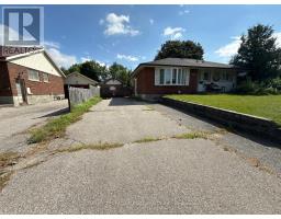 LOWER - 753 GLENFOREST STREET, Oshawa, Ontario