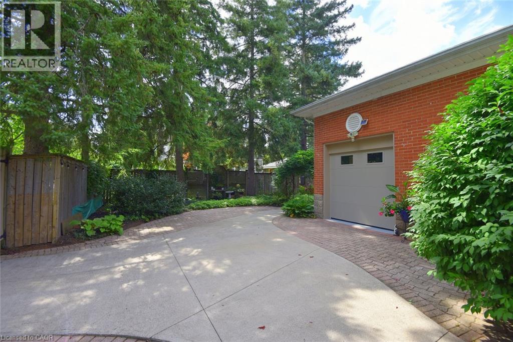 936 Boothman Avenue, Burlington, Ontario  L7T 1P6 - Photo 31 - 40856137