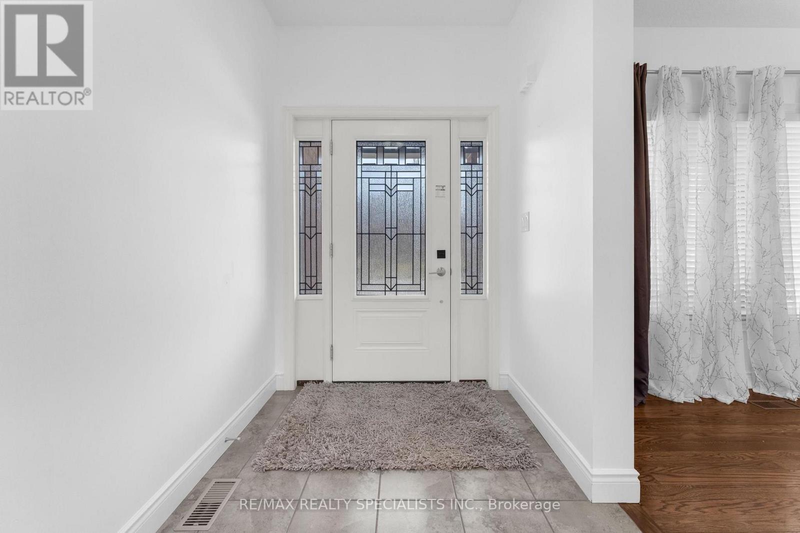 708 Spitfire Street, Woodstock, Ontario  N4T 0B1 - Photo 8 - X13725956