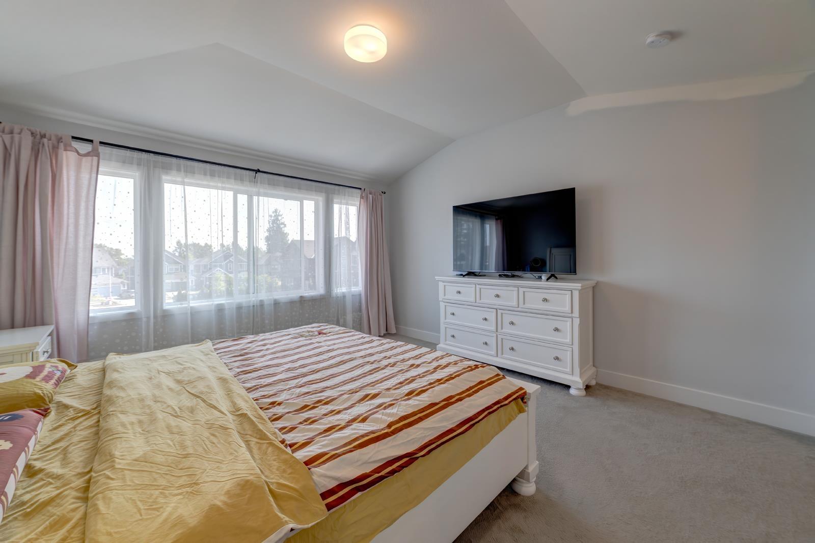 16568 104 Avenue, Surrey, British Columbia  V4N 6V4 - Photo 5 - R3159612