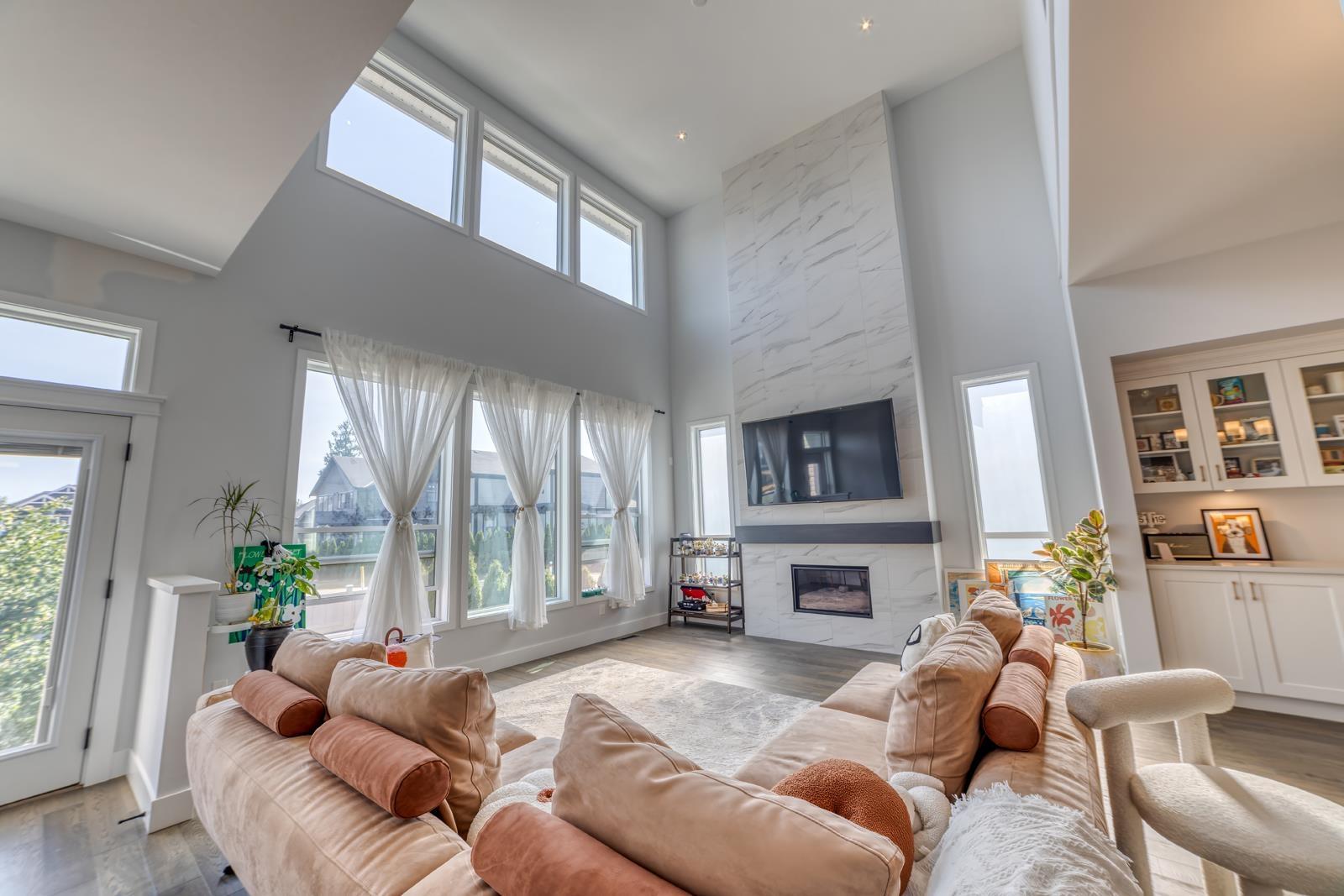 16568 104 Avenue, Surrey, British Columbia  V4N 6V4 - Photo 2 - R3159612