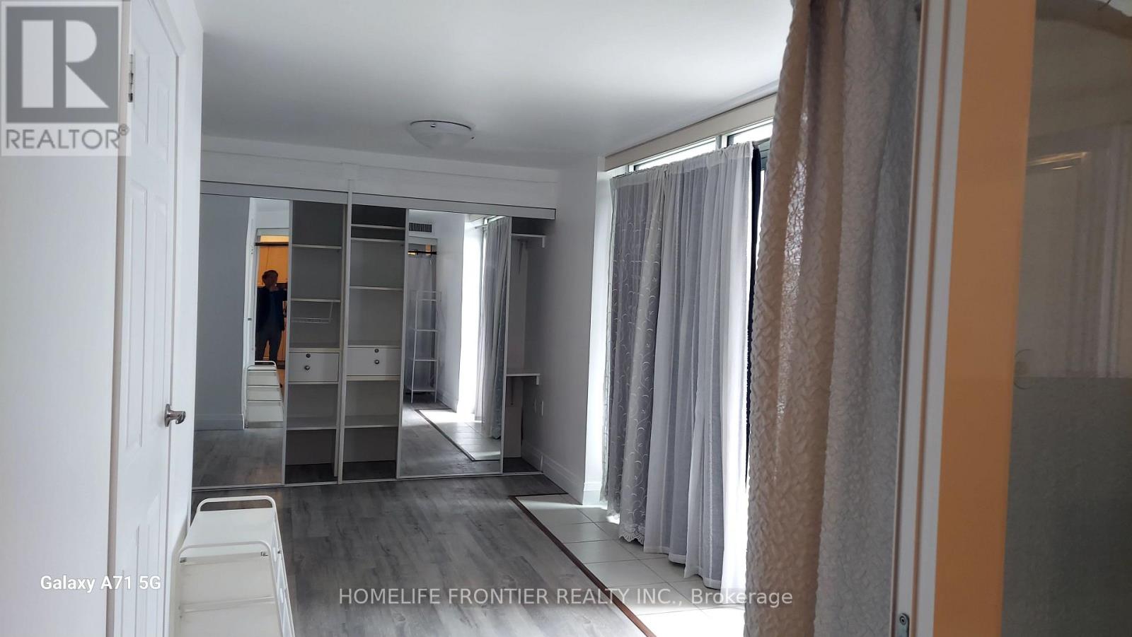 709 - 15 Maplewood Avenue, Toronto, Ontario  M6C 4B4 - Photo 10 - C13725234
