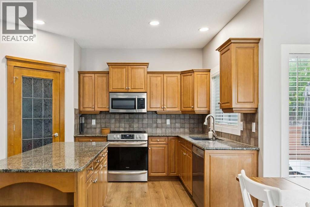 3 Tuscany Glen Green NW, Calgary, Alberta  T3L 2V8 - Photo 12 - A2340553