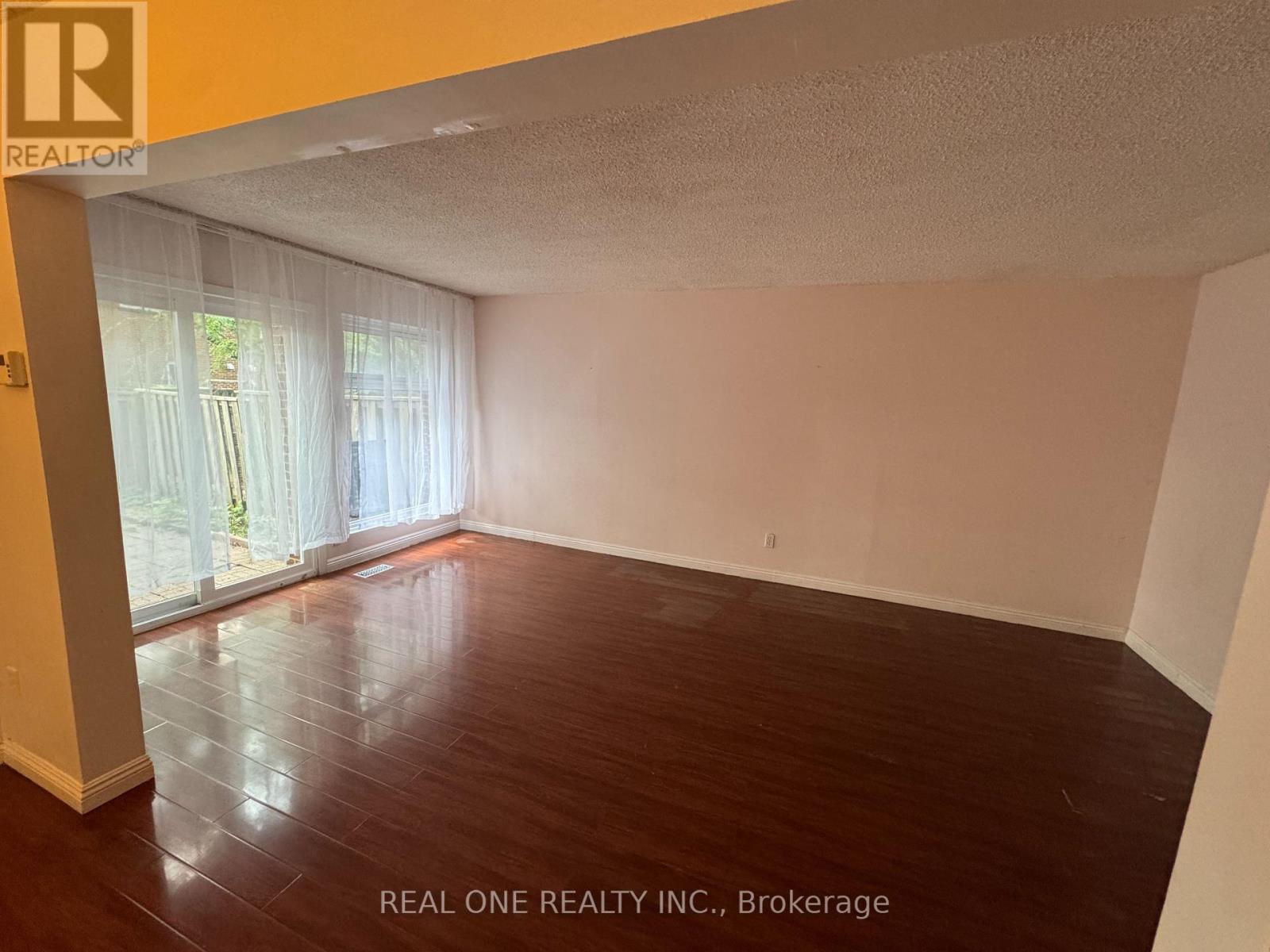 16 - 72 Dusay Place, Toronto, Ontario  M1W 2N2 - Photo 6 - E13725990