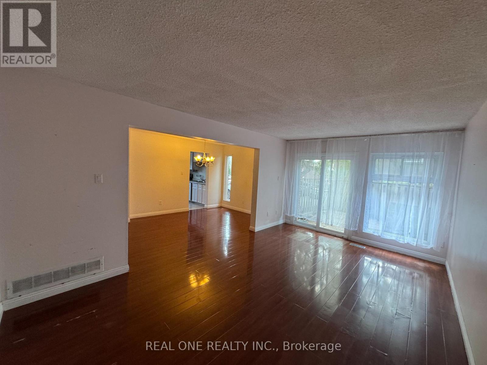 16 - 72 Dusay Place, Toronto, Ontario  M1W 2N2 - Photo 7 - E13725990