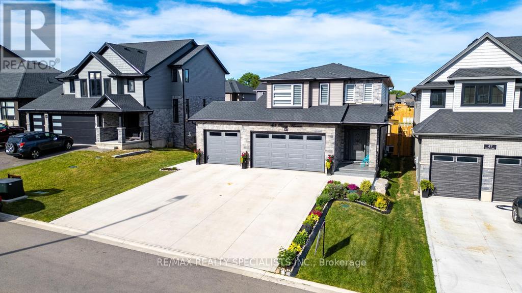 45 PEGGY AVENUE, South-West Oxford, Ontario