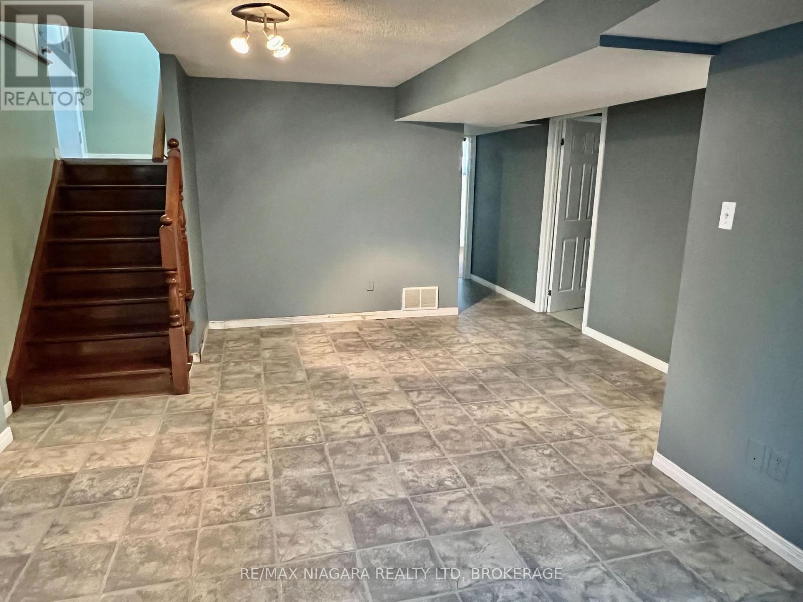 6171 Charnwood Avenue, Niagara Falls, Ontario  L2H 2L5 - Photo 27 - X13713162