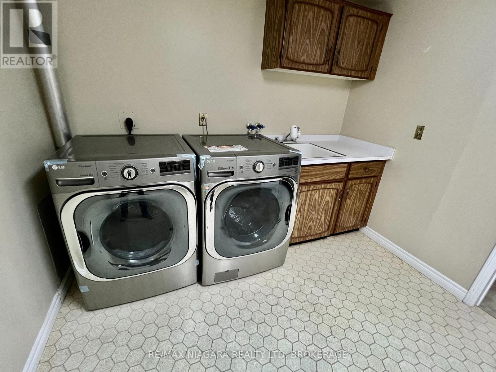 6171 Charnwood Avenue, Niagara Falls, Ontario  L2H 2L5 - Photo 33 - X13713162