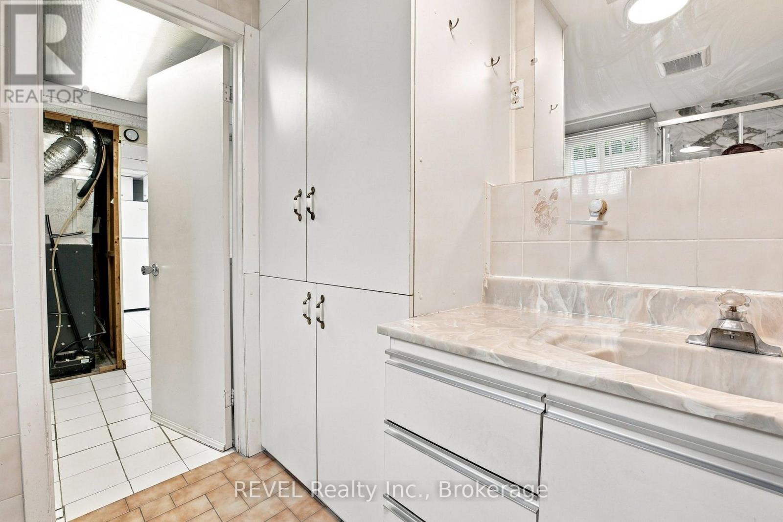 330 Waverly Street, Hamilton, Ontario L8H 6P9 - Photo 38 - X13719312