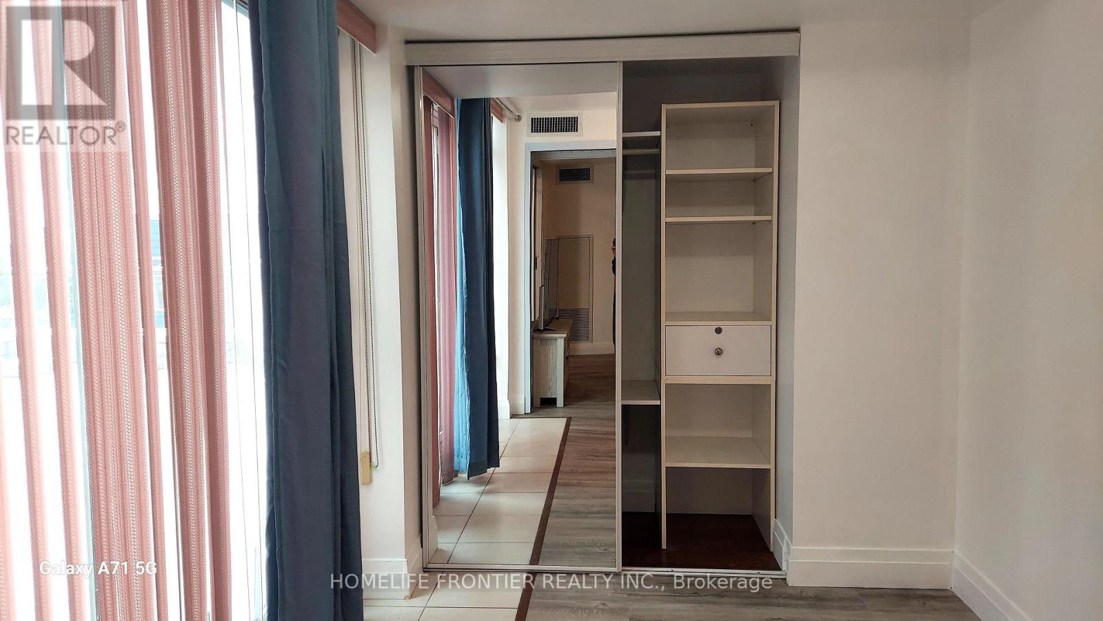 709 - 15 Maplewood Avenue, Toronto, Ontario  M6C 4B4 - Photo 17 - C13725234