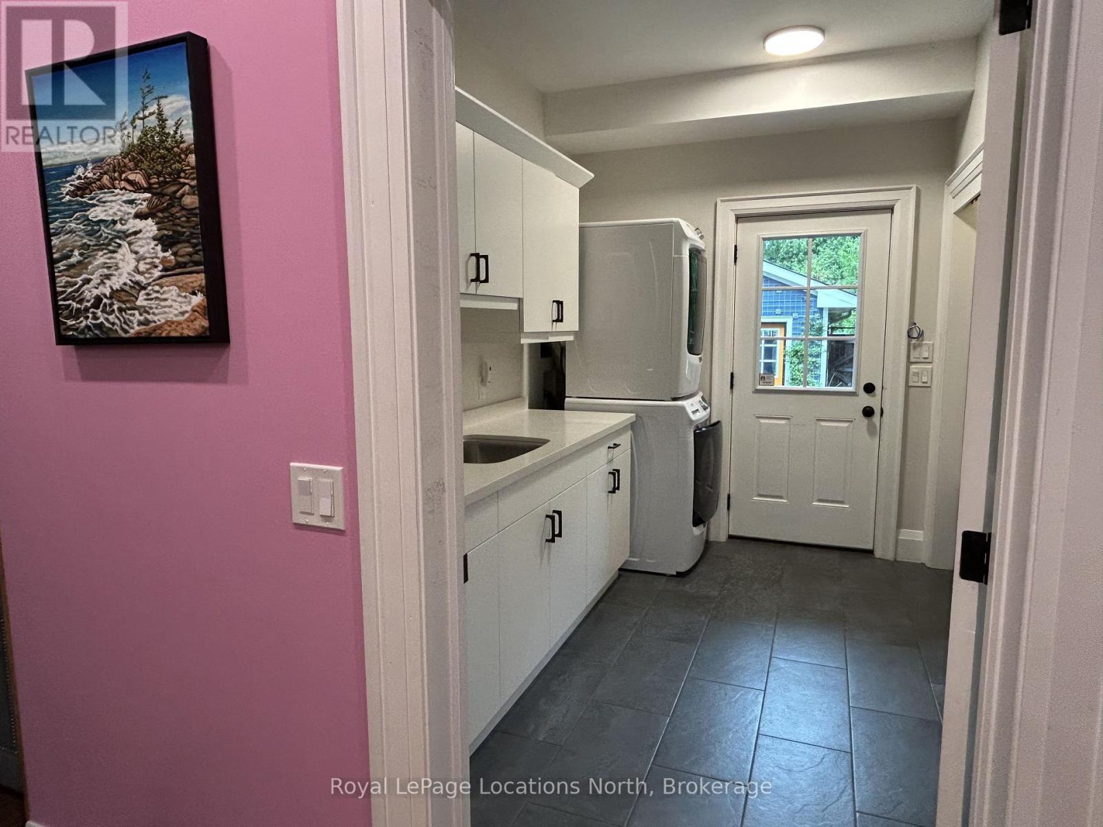10 Niagara Street, Collingwood, Ontario  L9Y 3X2 - Photo 6 - S13726024