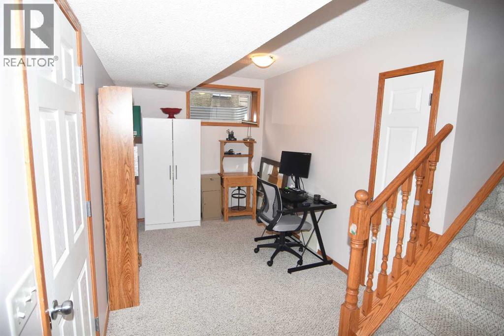 12 Country Hills Gate NW, Calgary, Alberta  T3K 5C8 - Photo 31 - A2340057