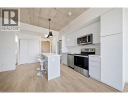 7 ERIE Avenue Unit# 202, Brantford, Ontario