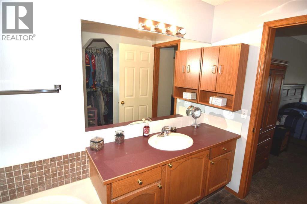 12 Country Hills Gate NW, Calgary, Alberta  T3K 5C8 - Photo 22 - A2340057