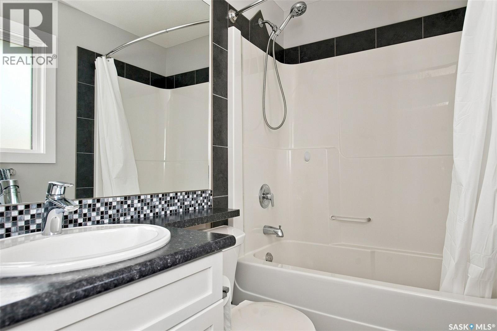 3754 Green Moss Lane, Regina, Saskatchewan  S4V 1P7 - Photo 24 - SK047017