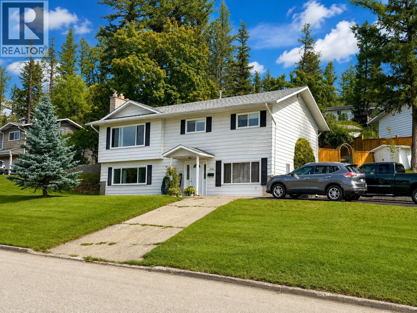 1350 N Eleventh Avenue, Williams Lake, British Columbia  V2G 3X2 - Photo 1 - R3159847