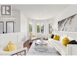 7 PHILIPS LAKE COURT, Richmond Hill, Ontario