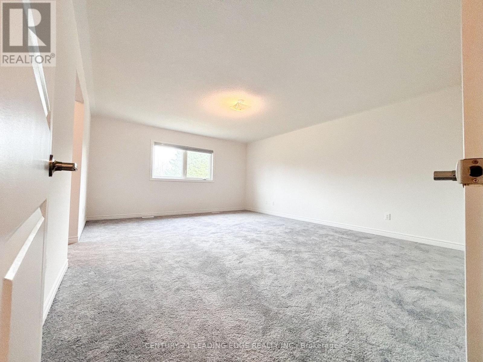 19 Wakefield Boulevard, Essa, Ontario  L3W 0L7 - Photo 15 - N13726060