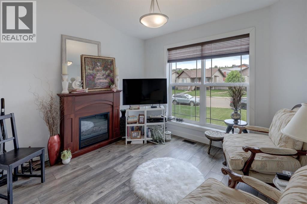 83 Valarosa Drive, Didsbury, Alberta  T0H 0W0 - Photo 13 - A2324859