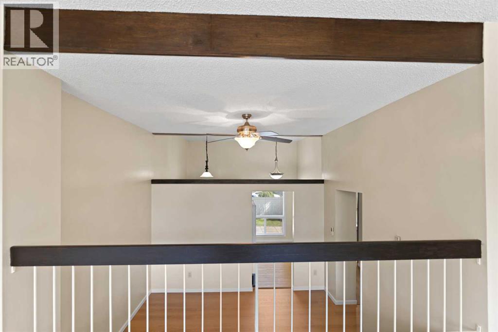 31 Brae Glen Court SW, Calgary, Alberta  T2W 1B6 - Photo 22 - A2340702