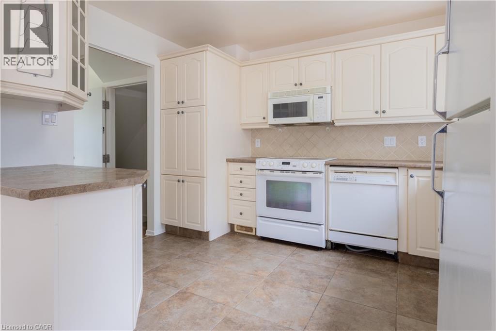112 Shadeland Crescent, Kitchener, Ontario  N2M 2H9 - Photo 9 - 40857985