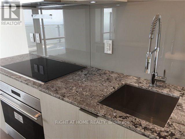 6305 - 1 Bloor Street E, Toronto, Ontario M4W 1A9 - Photo 11 - C13726070