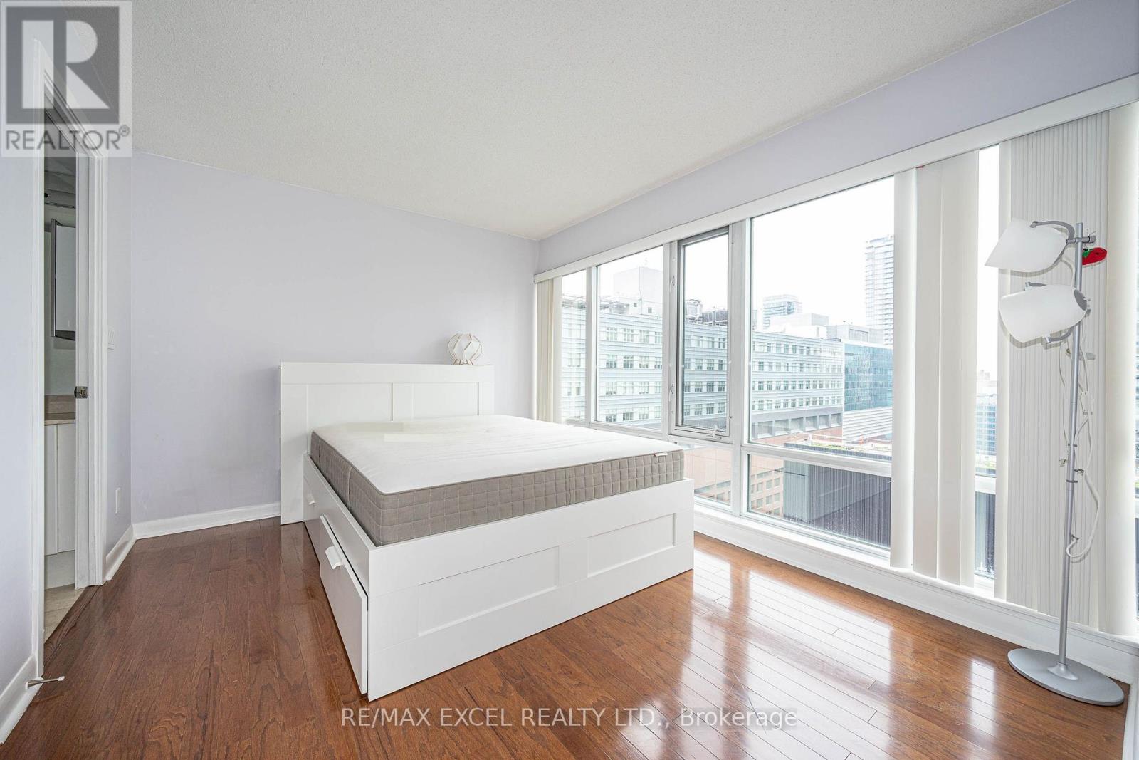 2108 - 210 Victoria Street, Toronto, Ontario M5B 2R3 - Photo 13 - C13726076