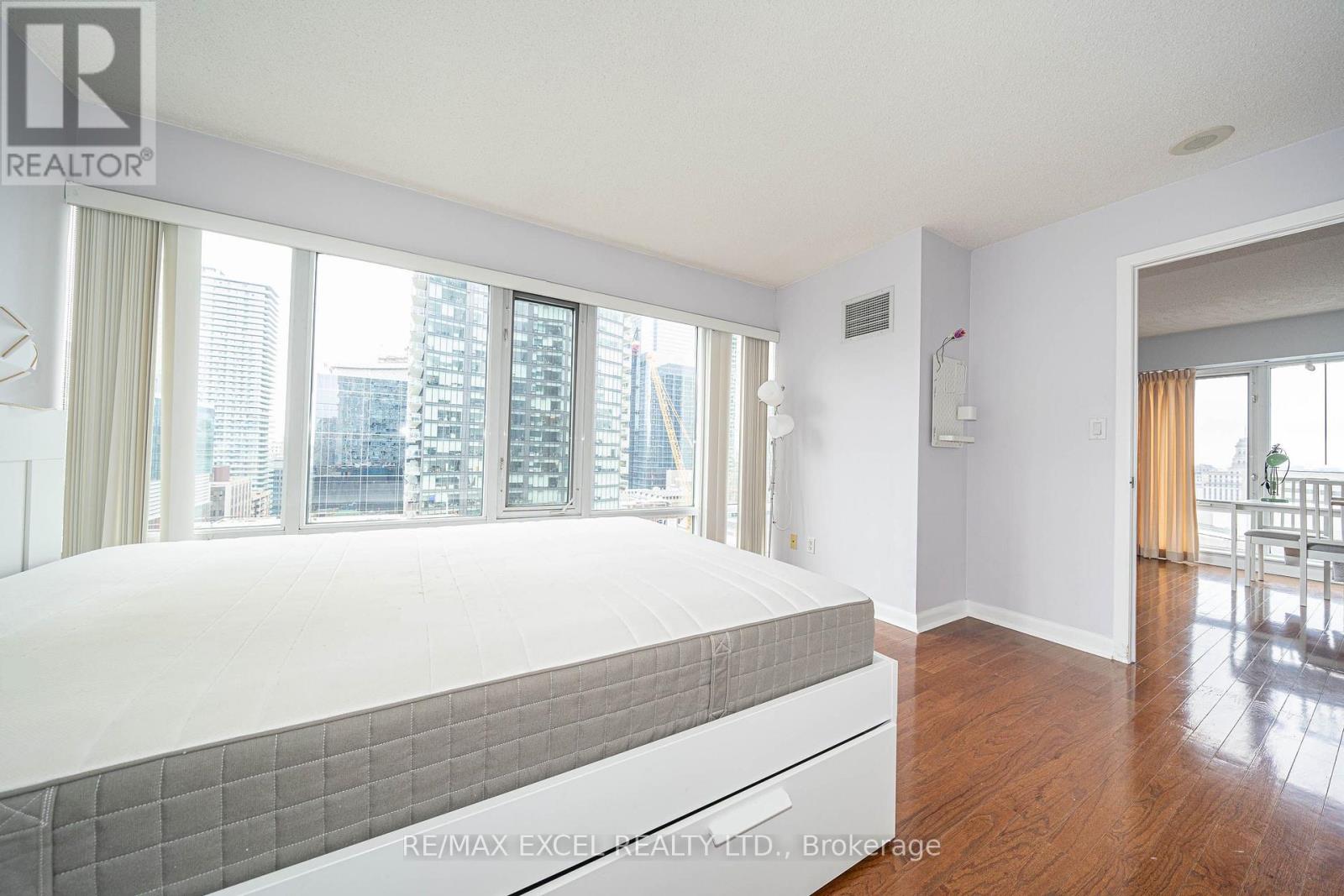 2108 - 210 Victoria Street, Toronto, Ontario M5B 2R3 - Photo 14 - C13726076