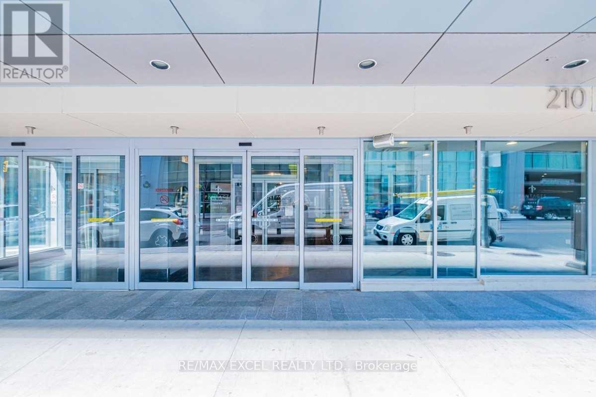 2108 - 210 Victoria Street, Toronto, Ontario M5B 2R3 - Photo 2 - C13726076