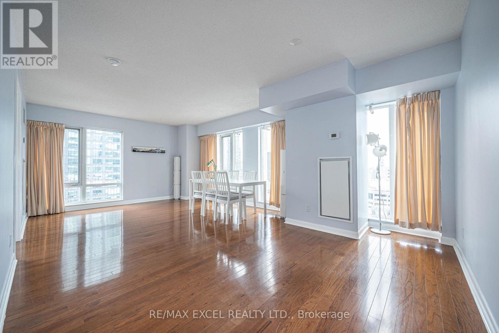 2108 - 210 Victoria Street, Toronto, Ontario M5B 2R3 - Photo 6 - C13726076