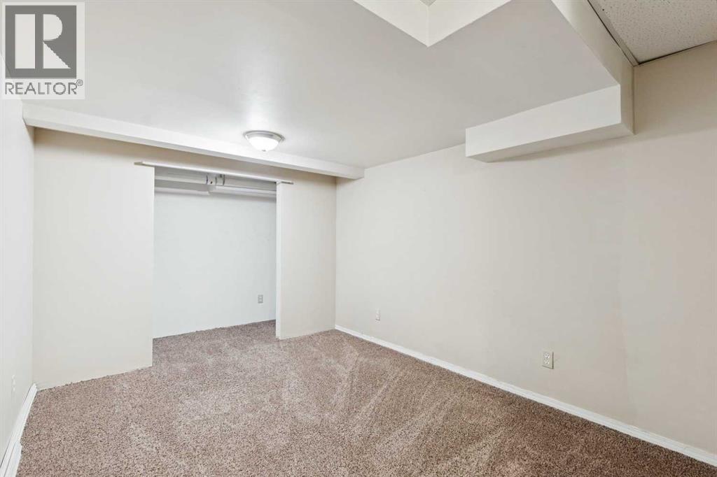 568 Strathcona Drive SW, Calgary, Alberta  T3H 1K5 - Photo 35 - A2339626