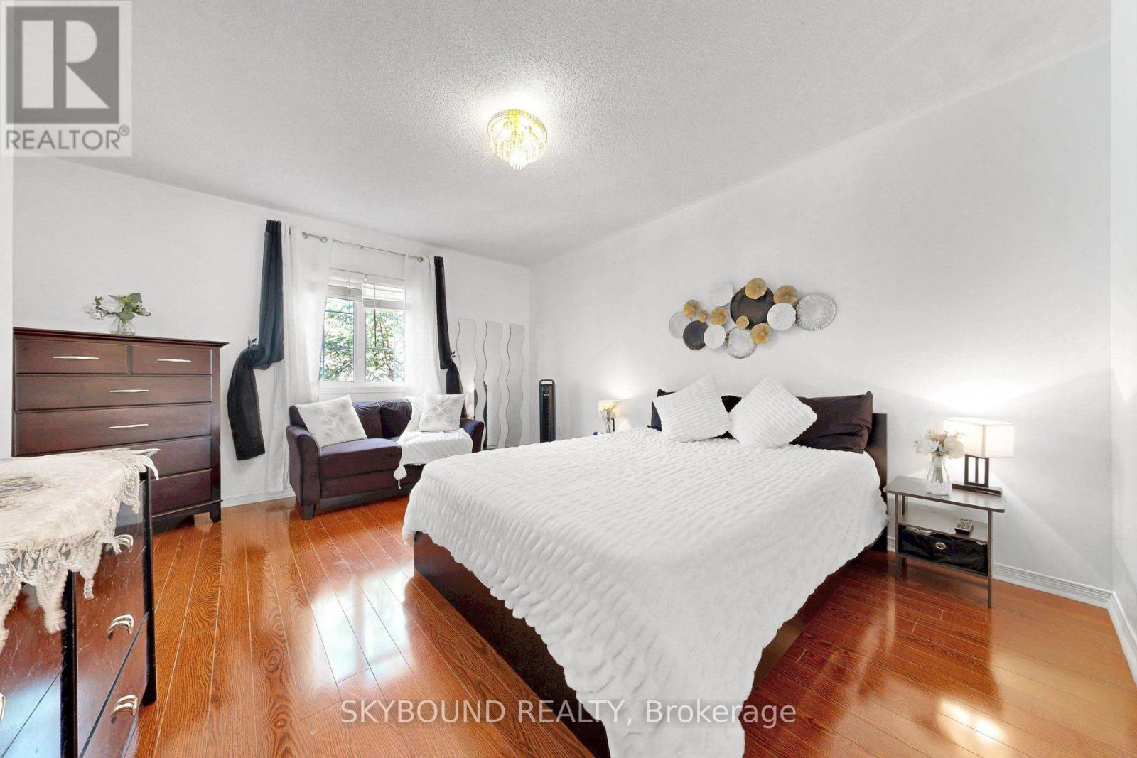 5925 Manzanillo Crescent, Mississauga, Ontario L5M 6Y6 - Photo 20 - W13726092